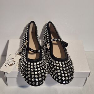 Stylish Black and Silver Studded Flats